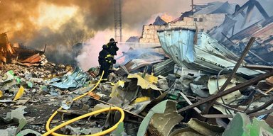 РФ масовано атакувала енергетику: де запроваджені екстрені відключення світла