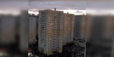 В одном из районов Петербурга и аэропорту пропало электричество, очевидцы говорят о взрывах (видео)