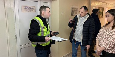 Голова столичної військово-лікарської комісії підробляв довідки для ухилянтів, — прокуратура