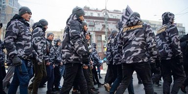 Правые возвращаются. Что такое национальные дружины и законна ли их деятельность