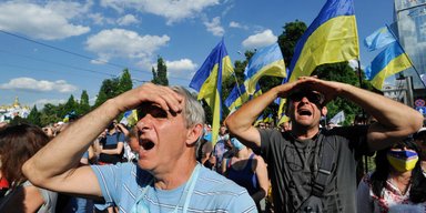 Привычка засматриваться в чужой огород. Почему украинцы до сих пор живут проблемами России