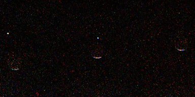 Впервые в истории марсоход NASA увидел в небе Красной планеты, как исчезает Земля (фото)