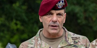Кадрова чистка Трампа: у США прибрали генерала, пов'язаного з підтримкою України