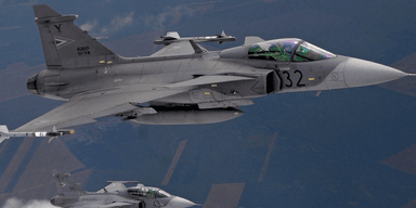 Україна поставила на паузу отримання винищувачів Gripen: чи правильне це рішення, — ЗМІ