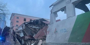 ЗС РФ завдали ракетного удару по Києву: є жертви й руйнування, подробиці (фото)