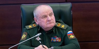 Третий по счету заместитель Шойгу оказался за решеткой: в РФ посадили генерала за взятку