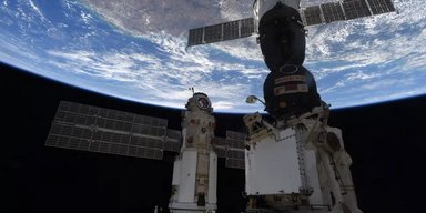 Річки перетворилися на кров. Астронавти на МКС сфотографували моторошне природне явище (фото)