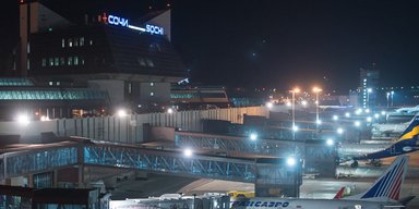 У Сочі та Туапсе вибухи, у Твері БпЛА влетів у багатоповерхівку: Росію атакують дрони (відео)