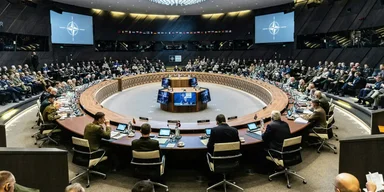 Вперше за 8 років: до столиці України прибули військові представники всіх 32 країн НАТО