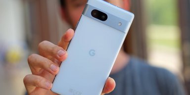 Хорошая камера и ничего лишнего: какой недорогой Google Pixel советуют эксперты (фото)