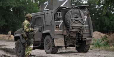 Вчитимуться "виживати": через важкі втрати в Україні ЗС РФ змінять підготовку, — ЗМІ