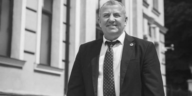 Помер багаторічний міський голова Бурині на Сумщині Віктор Ладуха: що про нього відомо