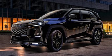 Для города и бездорожья: новая Toyota RAV4 2026 получила яркие версии (фото, видео)
