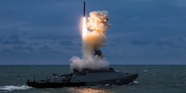 Росія комбіновано атакувала Україну ракетами та дронами: що відомо (фото, відео)