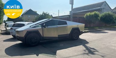 В Україні постраждав у ДТП перший пікап Tesla Cybertruck (фото, відео)