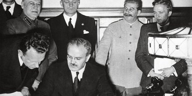 Кремлевский банкет. Как Сталин пил за здоровье Гитлера