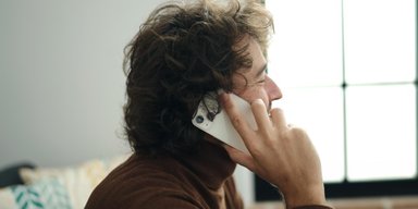 Прослушивание телефонов может быть реальностью: исследователи обнаружили новый способ