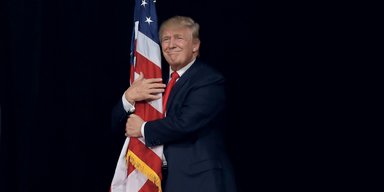 Трампа понесло. Почему в Вашингтоне запахло импичментом