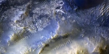 Марсианский аппарат NASA сделал 100-тысячную фотографию Красной планеты (фото)