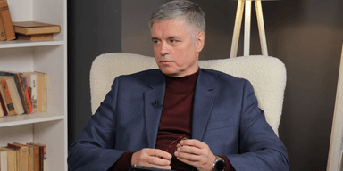 В 2022 украинской власти предложили переехать в Лондон, — экс-посол Пристайко (видео)