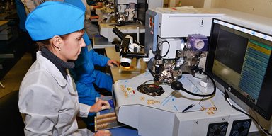 Удар по заводу в Брянске: насколько болезненной для РФ оказалась атака на "Кремний ЭЛ"