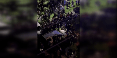 Заблокували авто й порізали шини: у Кам'янці-Подільському сталася масова сутичка з ТЦК (відео)