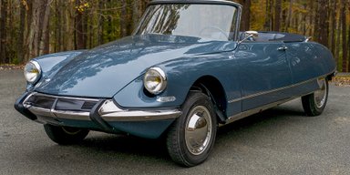Старий і малопотужний Citroen 1965 року продають за ціною нового Ferrari (фото)