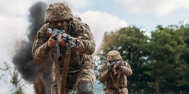 "Головна пригода в житті": Міноборони здивувало привітанням українських військових (фото)