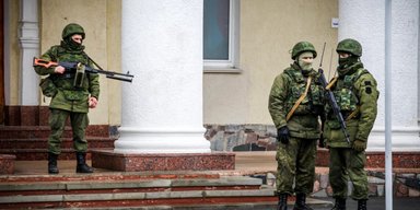 В Бердянске оккупант убил супругов и изнасиловал и лишил жизни их несовершеннолетнюю дочь