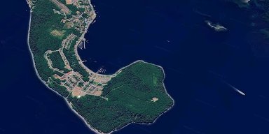 Користувачі Google випадково знайшли "послання" інопланетян на одному острові (фото)