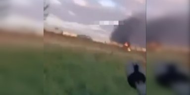 Налетіли 14 дронів: стали відомі подробиці атаки ЗСУ на потяг РФ під Молочанськом (відео)