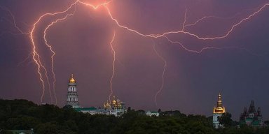 Украину охватит непогода: почти во всех областях объявили штормовое предупреждение (карта)