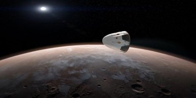 Маск против NASA. Кто первым колонизирует Луну и Марс