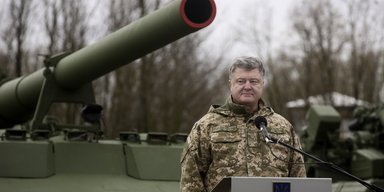 Президент в раю. Почему Порошенко "не заметил" новый скандал с офшорами