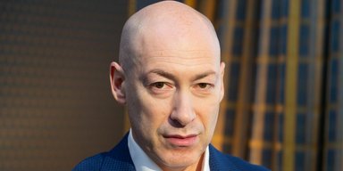Дмитрий Гордон признался, что его трое взрослых сыновей, уехали за границу (видео)