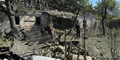ВС РФ сбросили авиабомбу на жилые дома в Селидово: есть жертвы (фото)