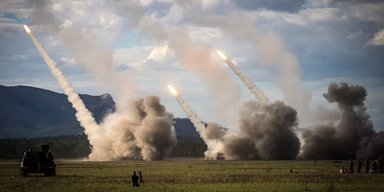 Пролетіло 5 ATACMS: жителі Ростовської області повідомляють про гучні звуки, що відомо