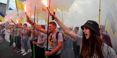 Вулиця Зеленського. Як зачистка Нацкорпусу пов'язана з візитом Меркель і формулою Штайнмаєра