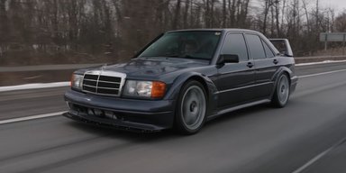Майстер своїми руками відтворив найвідоміший спортивний Mercedes 90-х (відео)