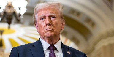 "Потеряли достоинство": украинцы мешают миротворчеству Трампа, — WP