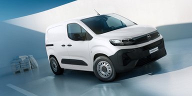 Для українських доріг: Opel представив гібридний фургон-кросовер із дизелем (фото)