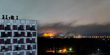 Росію всю ніч атакували дрони: у Новгородській області палає велике хімічне підприємство, — соцмережі (фото, відео)