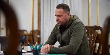Росія хоче залишити українців без світла і тепла: Єрмак відповів, що буде взимку