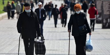 Країна, що вимирає. Чому через 30 років населення України значно скоротиться і постаріє