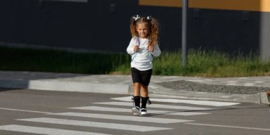 Мама попросила 6-летнюю дочь пойти в свою комнату, однако та собрала вещи и "съехала"
