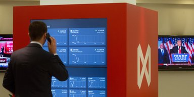 В России начинается инфляционное цунами: к чему приведет падение индексов на биржах РФ