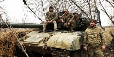 Росіяни вкрали розробку ЗСУ із захисту танків "капюшон" і запатентували її