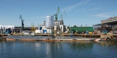 Корабль-музей не получился: в Польше порезали на металлолом подводную лодку Kondor (фото)