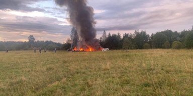 Російська ППО збила літак Пригожина: він був на борту, — росЗМІ (фото, відео)