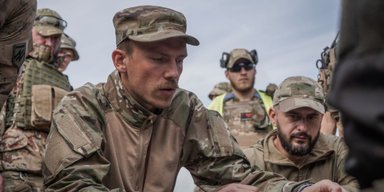 Бывший нардеп Игорь Мосийчук обвинил "азовцев" в покупке дорогих квартир: в полку "Азов" ответили